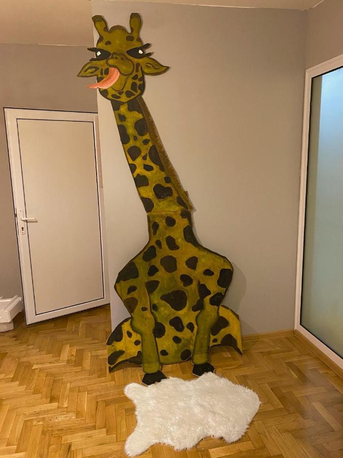 Spacious Apartment Next To South Park Просторен Апартамент До Южен Парк Top Location Sofia Bagian luar foto